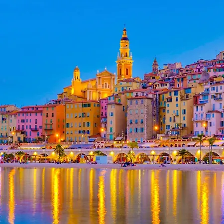 Mar-y-nan Family - Happy Menton